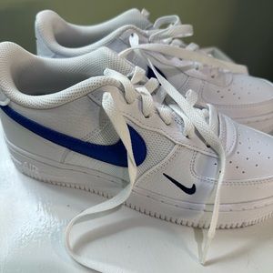 Nike Big Kids 4.5Y Air Force 1 NEW